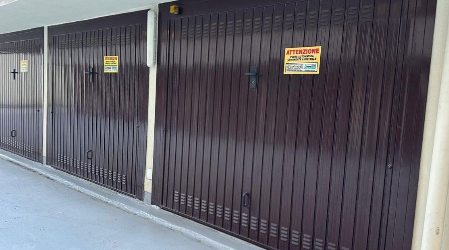 verniciatura-.porta-basulante